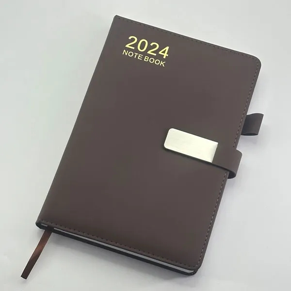 Cuaderno de planes mensuales para personalización.